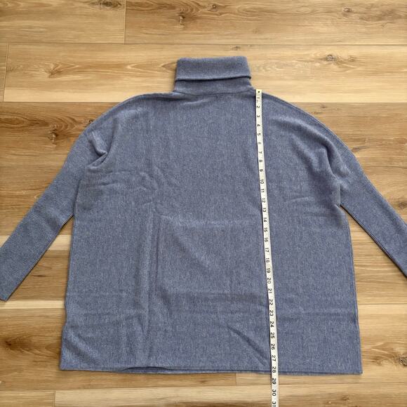 Garnet Hill Wool Cashmere Oversized Turtleneck Sweater Thistle Blue Heather M - Picture 5 of 6